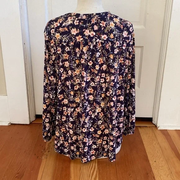 Two by Vince Camuto XXL‎ - Picture 3 of 5